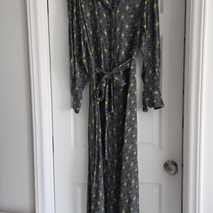 Elegant Black and Green Floral Long Sleeve Dress